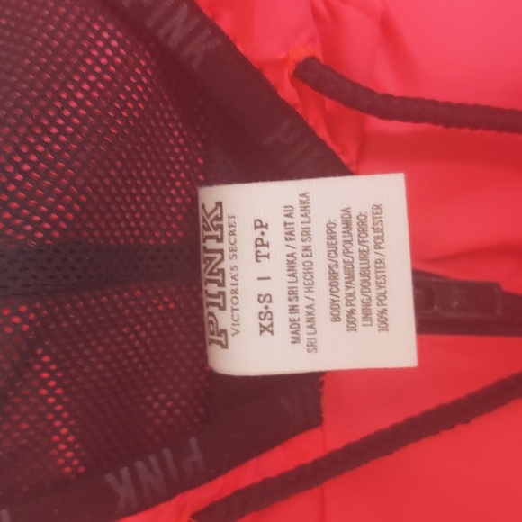 Pink pullover jacket - Picture 2 of 3